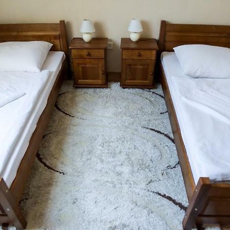 Hotel Rubin Свидник Экстерьер фото